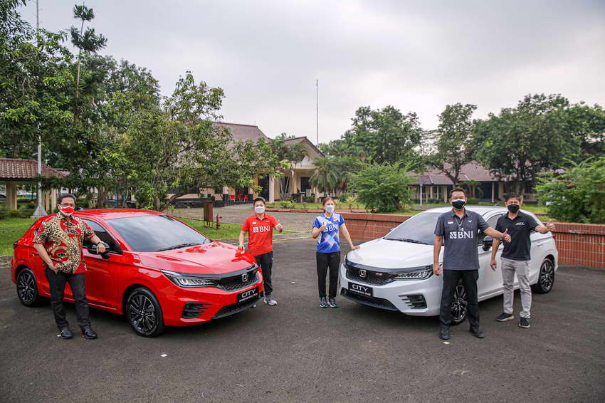 Apresiasi Pencapaian Greysia Polii dan Apriyani Rahayu, Honda Berikan Dua Unit City Hatcback RS
