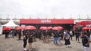Aprilia in MandalikaGP 2022 Aprilia Booth Aprilia Indonesia Turut Meriahkan MotoGP Mandalika 2022 Baik di Dalam dan Luar Lintasan